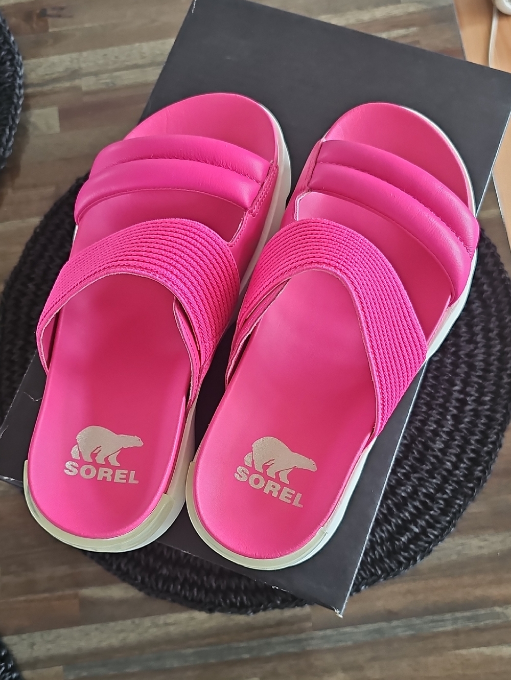 Sorel Women's Pink Slide Sandals